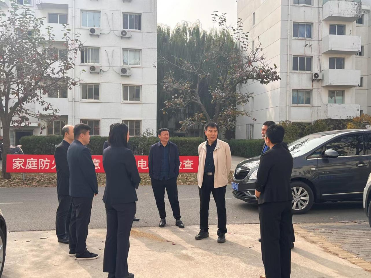 【学头脑 强党性 重实践 建新功】mg不朽情缘控股党委书记李文江带队至恒信诚业公司开展调研