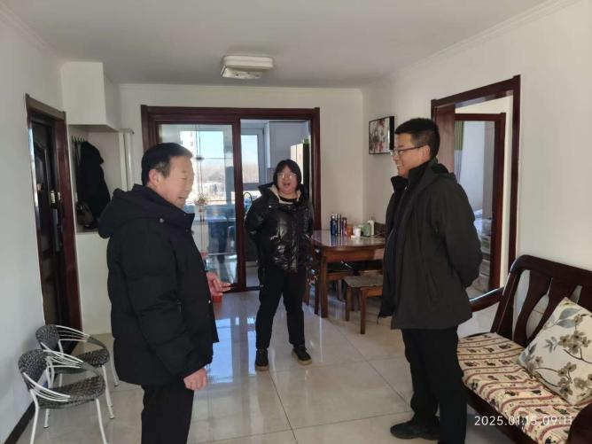 mg不朽情缘控股党委开展 “走访慰问暖人心 欢喜祥和过春节” 系列运动